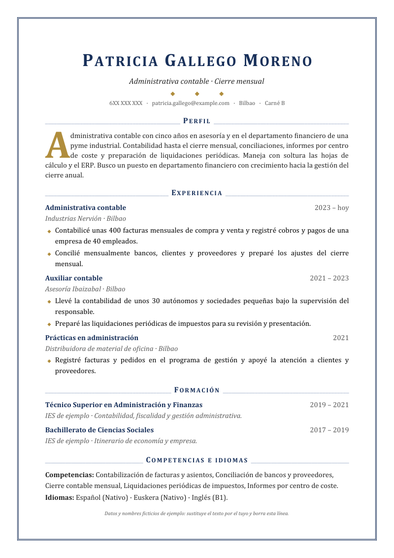 Vista previa del currículum de ejemplo de contable con datos ficticios, en un diseño clásico, con marco doble de página, cabecera centrada, títulos con filetes a ambos lados y letra capital en el perfil, en azul regio y latón.