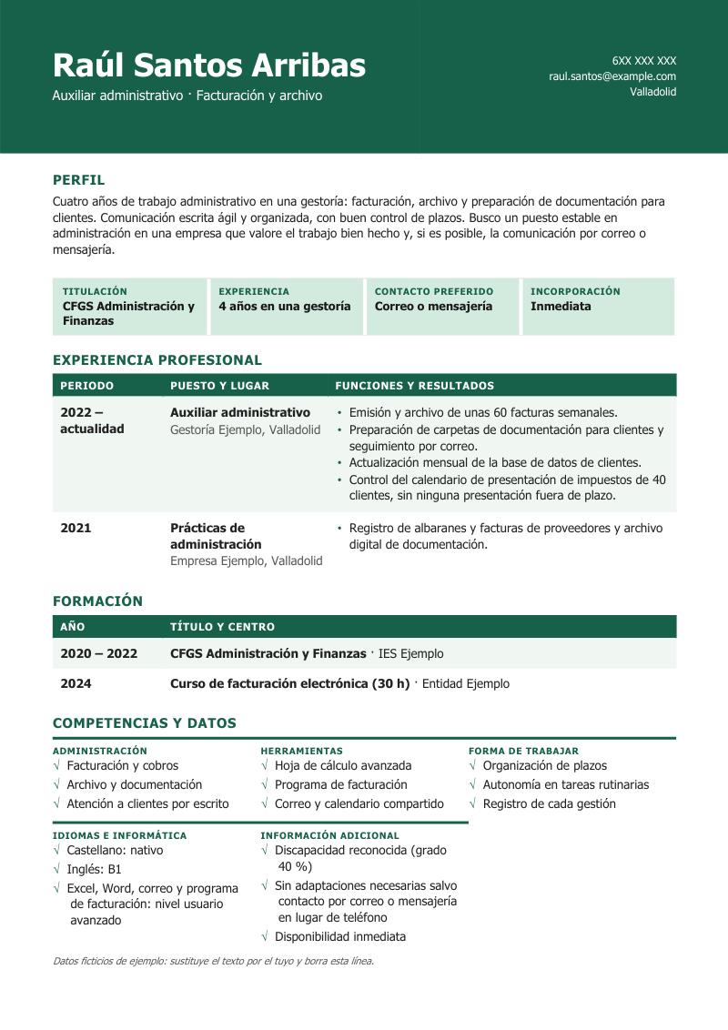 Vista previa del currículum de ejemplo «Currículum con discapacidad»: diseño Turno en verde: banda de color con el nombre, chapas de datos y tablas con filas alternas para experiencia y formación. Con datos ficticios y los apartados perfil, experiencia profesional, formación, idiomas e informática y información adicional.